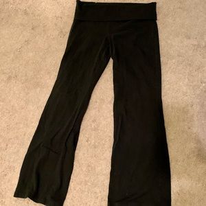 VS Pink Flared Bottom Yoga Pants Large